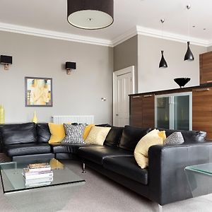 CLUB – Two Bedroom Deluxe Apartment